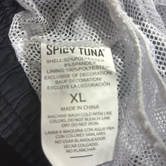 Spicy Tuna UPF 50+,lined,hip pockets,back velcro pocket,elastic drawstring waist - Picture 10 of 13